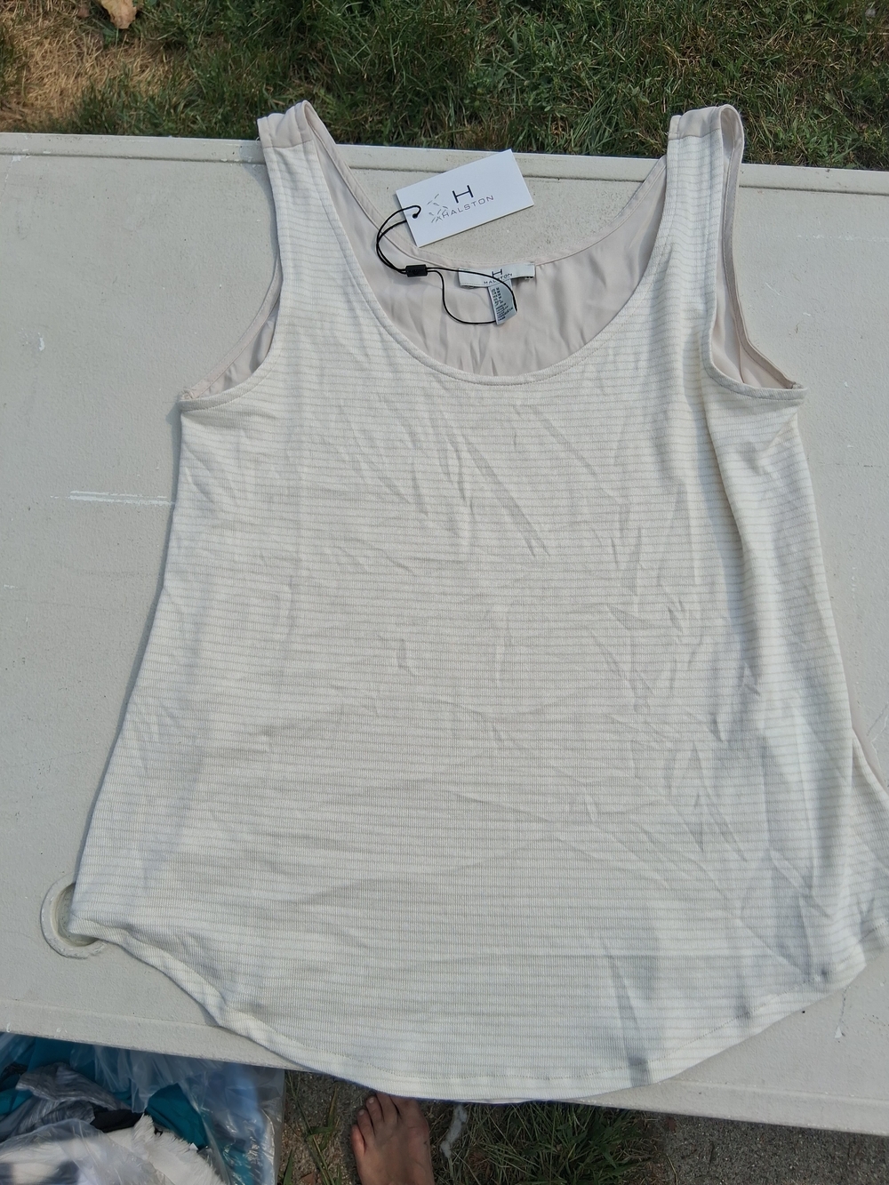 Halston Heritage Cream Striped Scoop Neck Tank